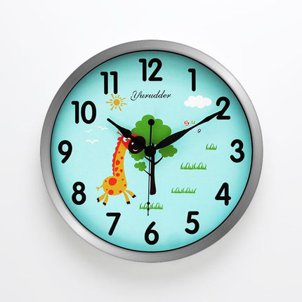 Okrągły zegar ścienny z żyrafą