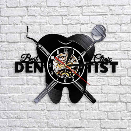 Zegar z płyty winylowej dla dentysty