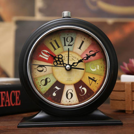 Okrągły budzik w stylu vintage