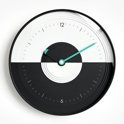 Nowoczesny zegar ścienny z motywem yin yang