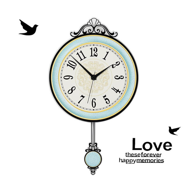 Niebieski zegar ścienny z wahadłem retro