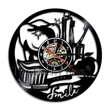 Zegar z płyty winylowej dla dentysty