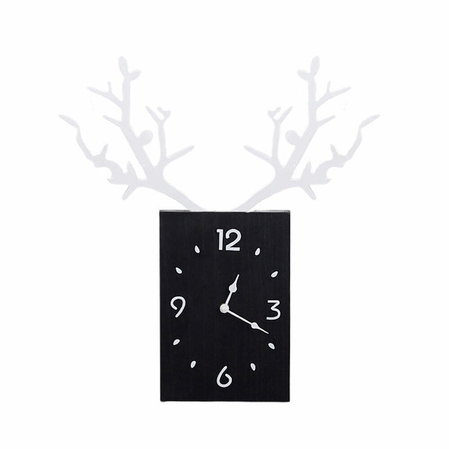 Dekoracyjny zegar ścienny z porożem