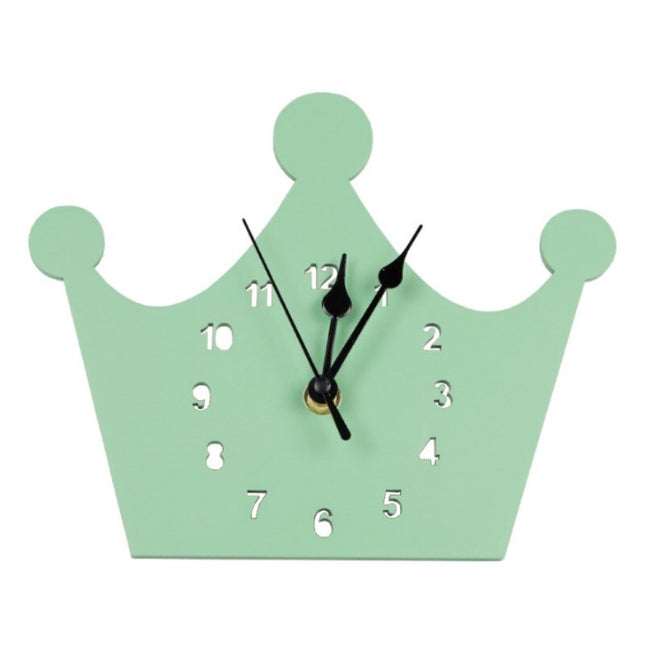 Zabawny drewniany zegar w kształcie królika