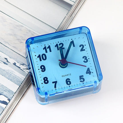 Mały kwadratowy budzik podróżny na baterie