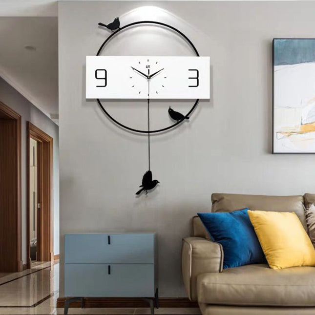 Ozdobny drewniany zegar ścienny z ptakami