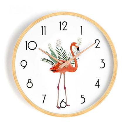 Drewniany zegar ścienny w skandynawskim stylu