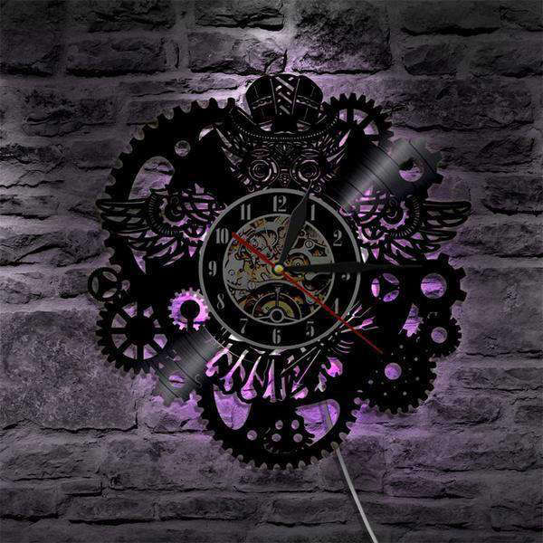 Steampunkowy zegar ścienny sowa z kół zębatych