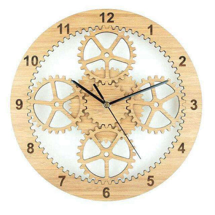 Zegar ścienny z ruchomymi kołami zębatymi