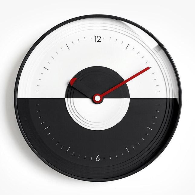 Nowoczesny zegar ścienny z motywem yin yang