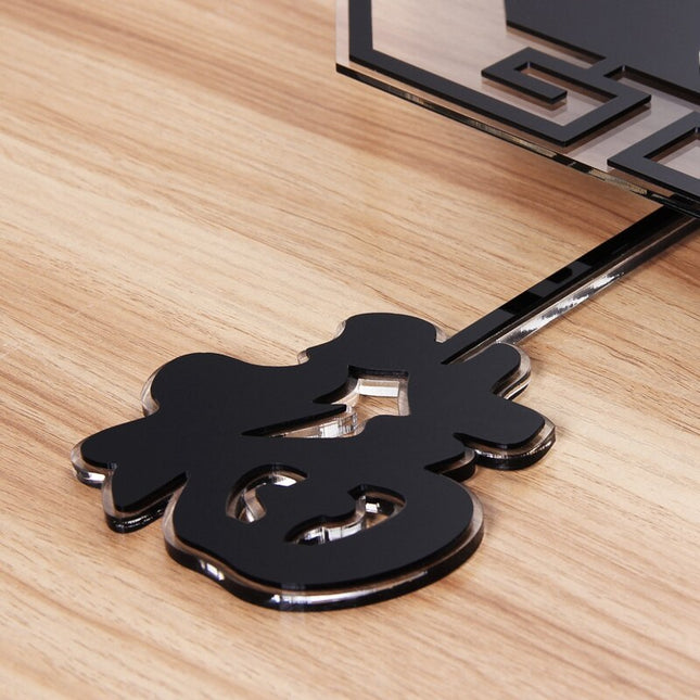 Ośmiokątny zegar ścienny w azjatyckim stylu