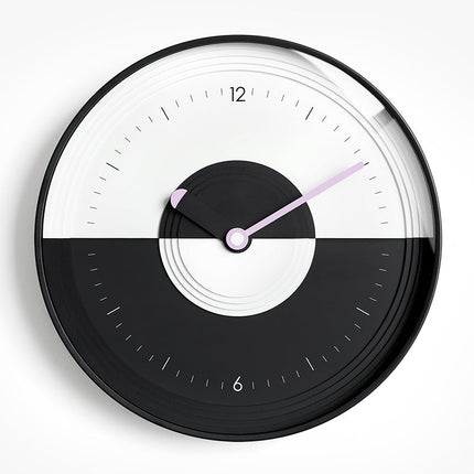 Nowoczesny zegar ścienny z motywem yin yang