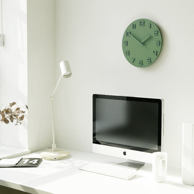 Nowoczesny zegar ścienny z cyframi 3D