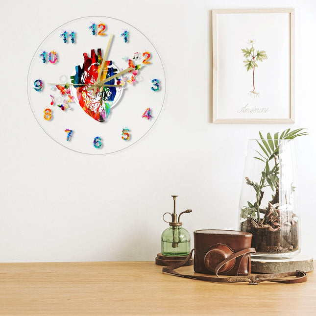 Akrylowy zegar ścienny serce anatomiczne