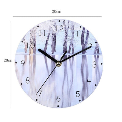 Drewniany zegar ścienny z motywującym napisem