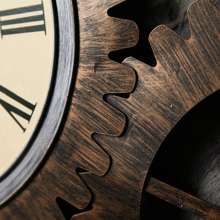 Zegar ścienny steampunk z widocznym mechanizmem