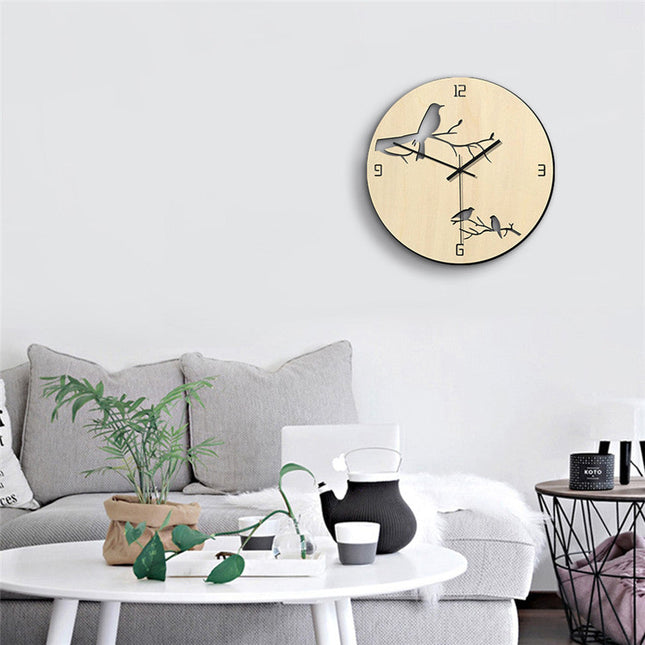 Drewniany zegar ścienny ażurowy z ptakami