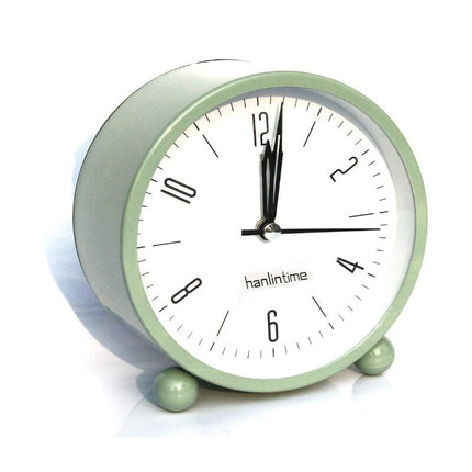 Cichy budzik analogowy bez tykania