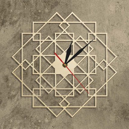 Drewniany ażurowy zegar geometryczny