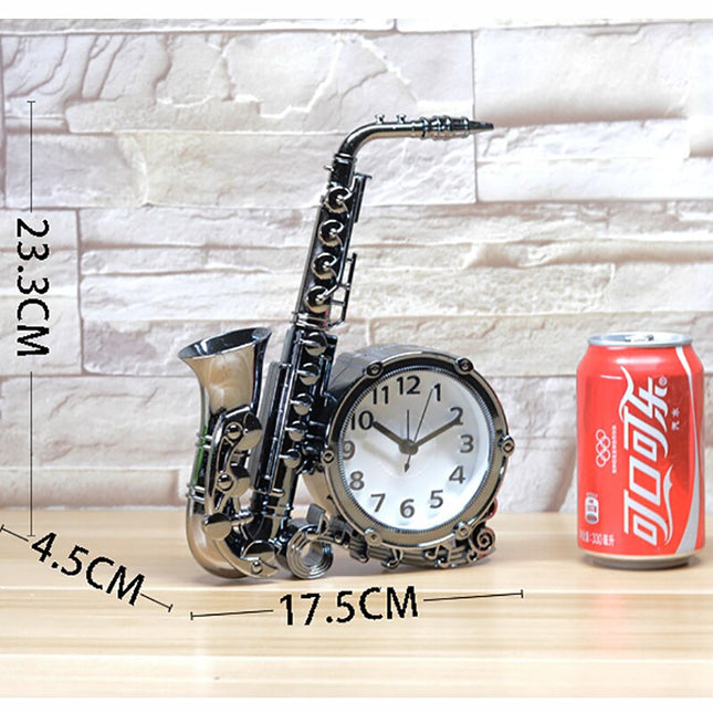 Zegar stołowy w kształcie saksofonu vintage