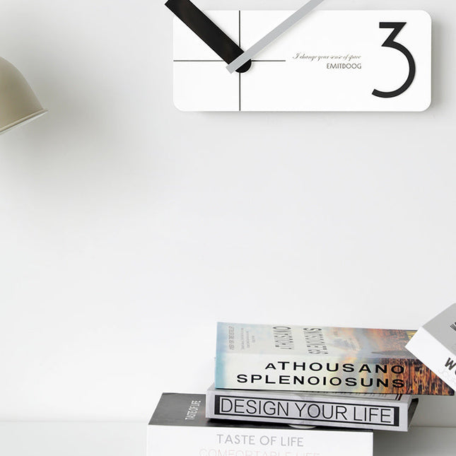 Nowoczesny prostokątny zegar ścienny z drewna