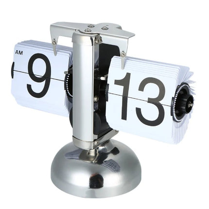 Zegar klapkowy w stylu retro na biurko