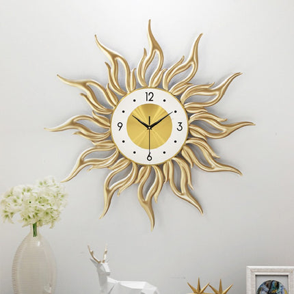 Zegar ścienny w kształcie słońca
