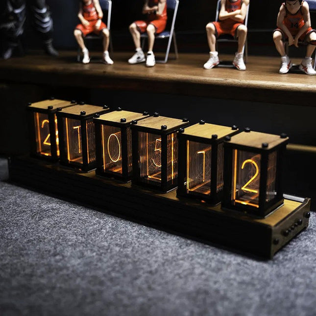 Zegar biurkowy retro z lampami Nixie