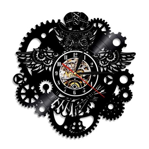Steampunkowy zegar ścienny sowa z kół zębatych
